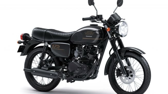 Rilis di RI! Harga dan Spesifikasi Kawasaki W175 Black Style ver 03