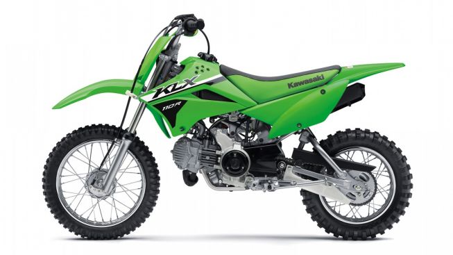 Motor Trail Mesin Kecil Harga Rp27 Jutaan, Kawasaki KLX110R dan KLX110R L Resmi Meluncur di RI