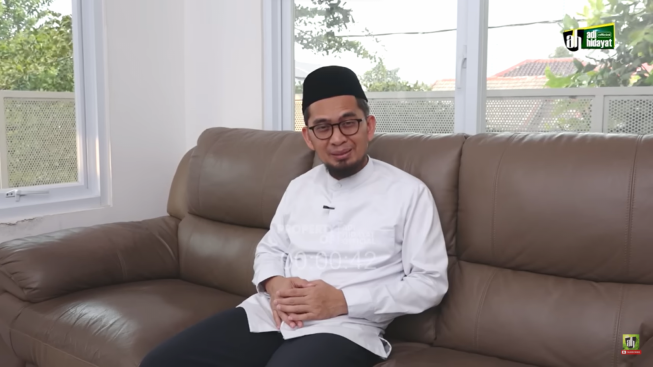 Memasuki Bulan Muharram, Ustadz Adi Hidayat Anjurkan 7 Amalan Utama Berikut Ini