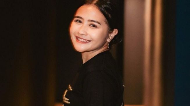 Konsisten Pertahankan Prinsip, Prilly Latuconsina Punya Cara Beda Hargai Diri Sendiri