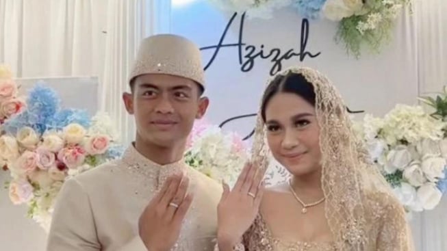 Postingan Azizah Salsha Pasca Menikah dengan Pratama Arhan Panen Hujatan: Cewek Prik!