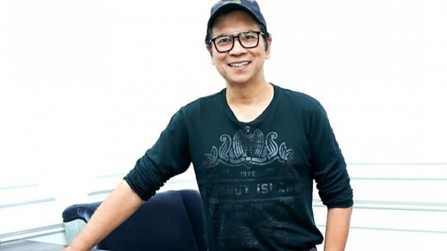 Krisna Mukti Pamer Bulu Dada Saat Berenang Malah Dibilang Gay, Eks Anggota DPR Sumpahi Netizen: Anak Lo Malah yang Jadi Humu