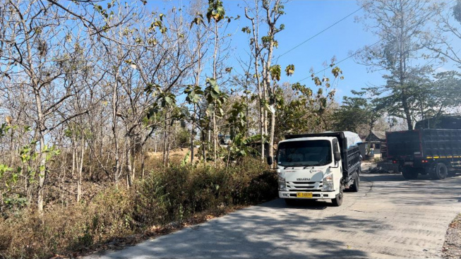 Kegiatan Tambang Dump Truck CV Bina Karya Dilarang CV Putera Anugerah, Masyarakat Lakukan Ini