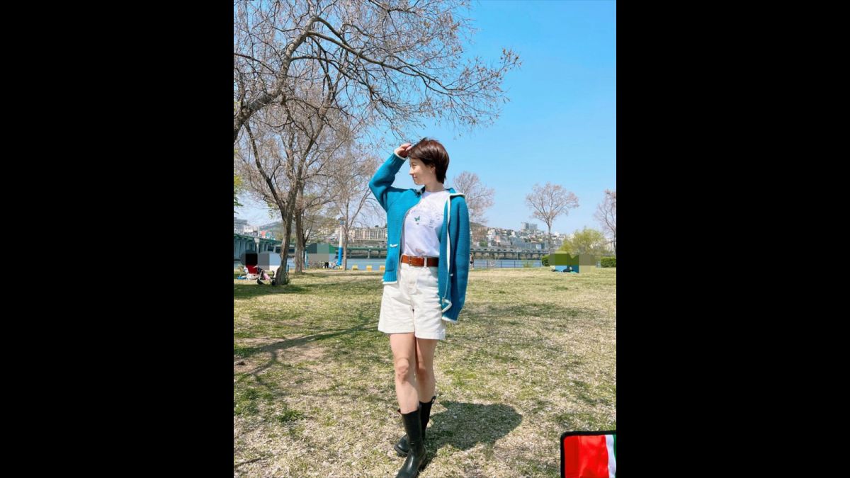 Inspirasi Outfit Song Ji Hyo 6 [Instagram @my_songjihyo]