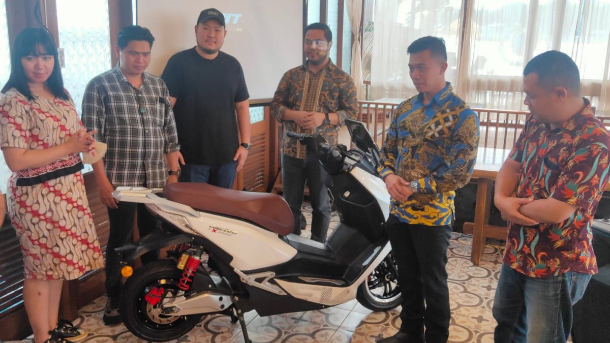 United E Motor rilis motor listrik TX3000 dan TX1800 [Semarang.suara.com]