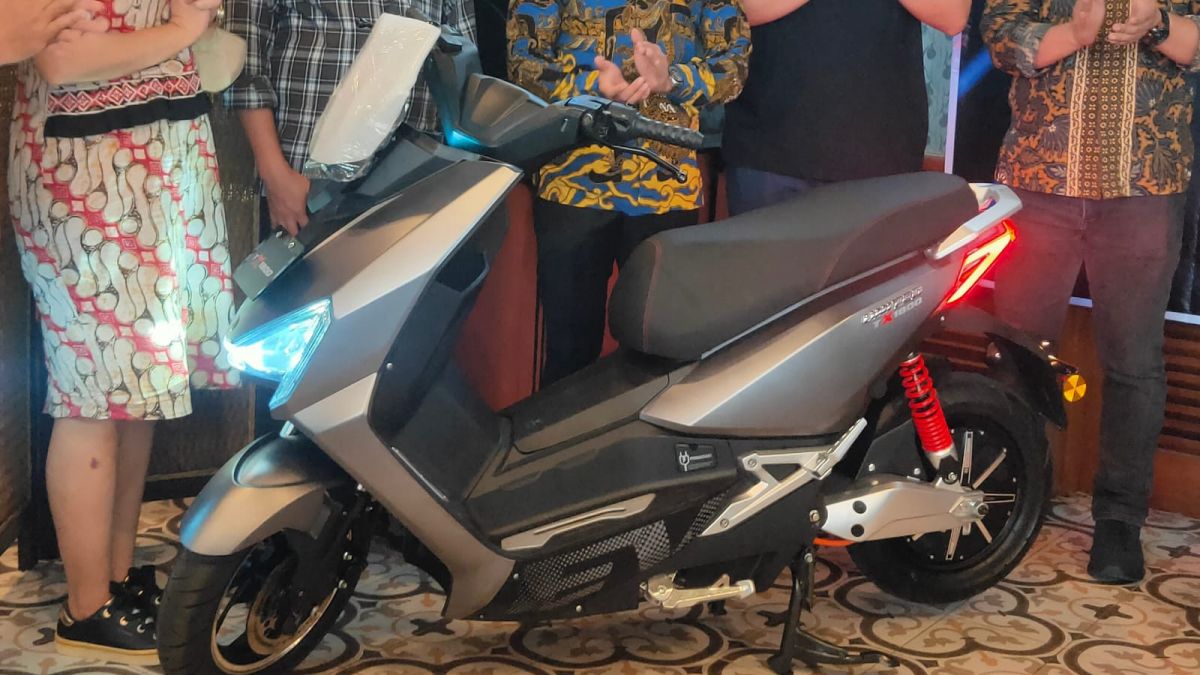 Motor listrik TX1800 [Semarang.suara.com]