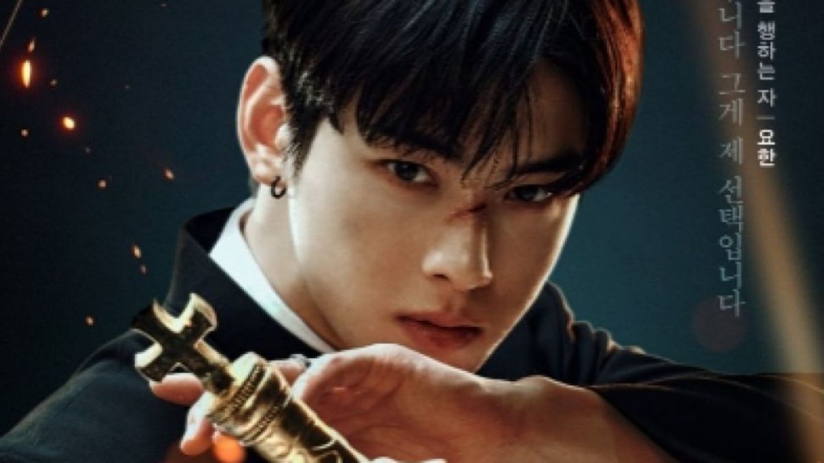 Cha Eun-Woo dalam poster karakter drama 'Island' [hancinema]
