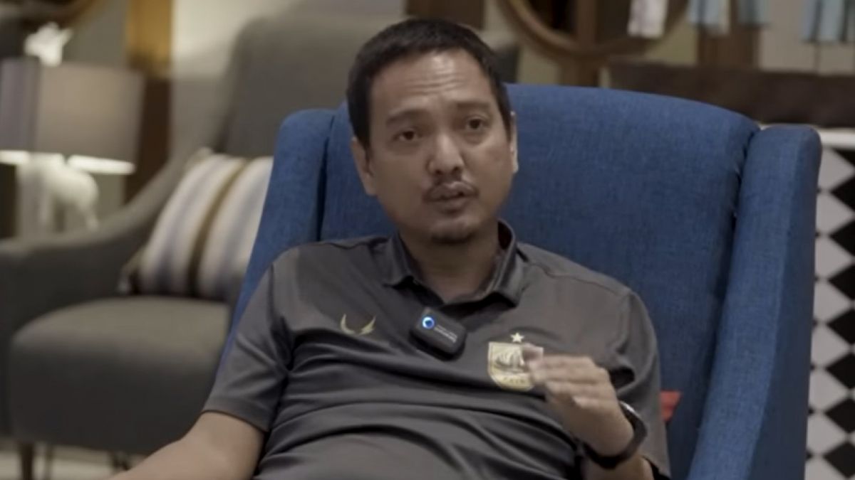 CEO PSIS Semarang Yoyok Sukawi dalam sebuah wawancara. [youtube Chandra Margatama]