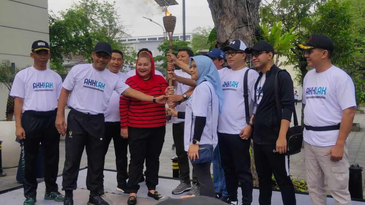 Jalan Sehat Bersama BUMN Digelar di Balaikota Semarang. [Semarang.suara.com]