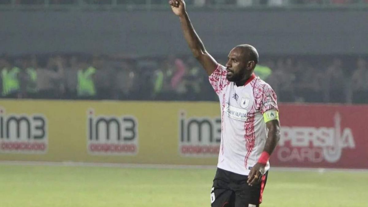 Legenda Timnas Indonesia Boaz Solossa saat berseragam PSS Sleman [Facebook Semua Tentang Persipura]
