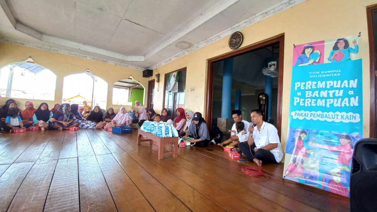 Program perempuan bantu perempuan bagi pembalut kain ramah lingkungan [Suara Semarang (DOK)]