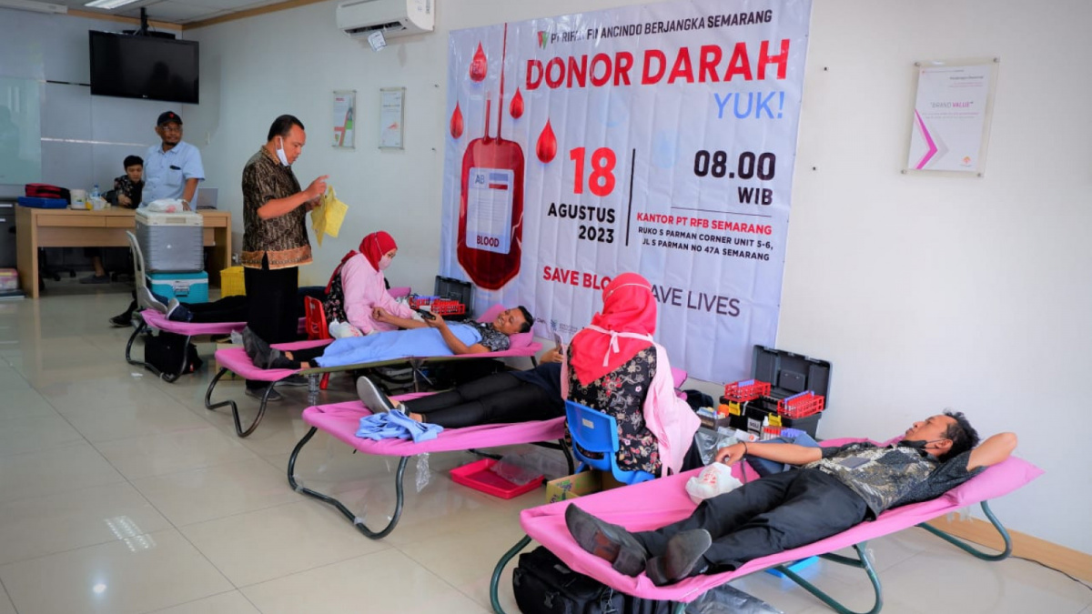 HUT RI ke 78: Rifan Financindo Berjangka Gelar Lomba Agustusan dan Donor Darah. [Dok PT RFB]