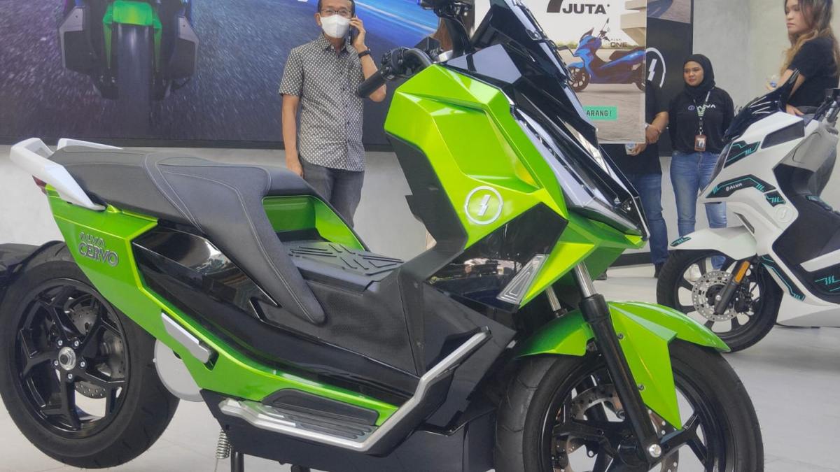 Motor Listrik ALVA Hadir di Semarang, Skutik Ala Italia Harga 30 Jutaan Dapat Subsidi 7 juta. [Semarang.suara.com]