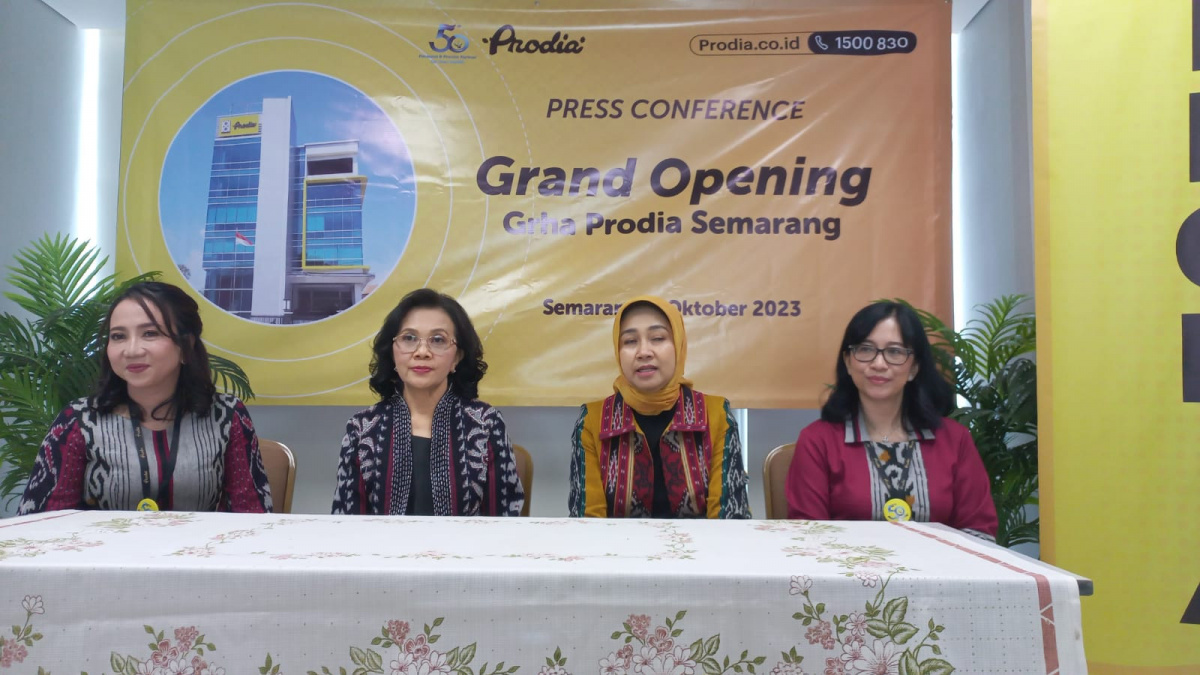 Sejumlah petinggi Prodia saat konferensi pers [Suara Semarang/Diaz]