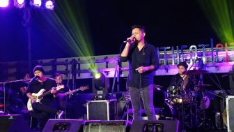 Andra And The Backbone Melepas Rindu dengan Penggemar dan Suasana Konser