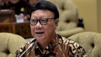 Tjahjo Kumolo Meninggal Dunia, Ganjar Pranowo Batalkan Agenda ke Kebumen, Langsung Terbang ke Jakarta