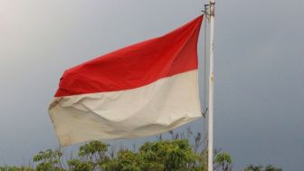 Lirik Lagu Indonesia Raya 3 Stanza Lengkap yang Jarang Diketahui