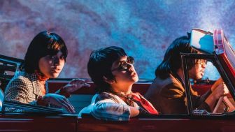 Lirik Lagu Come Inside of My Heart  IV of Spades