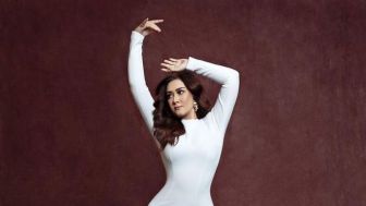 Putih dan Semlehoy, Nafa Urbach Pamer Foto Seksi: Ini Body Asli, Kim Kardashian Lewat