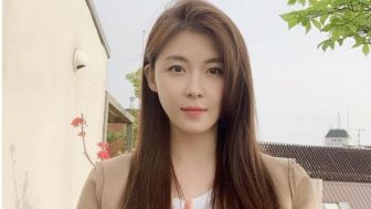 Pesona Awet Muda Usia 44 Tahun Ha Ji Won di Curtain Call Masih Sama Saat Bintangi Sex Is Zero di 2002