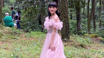 Cantik Parah, Sridevi Pakai Gaun Pink Mirip Ibu Peri, Syuting Konsep Grand Final D'Academy 8 Desember 2022