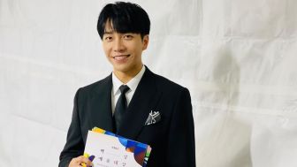 Lee Seung Gi Tuntut CEO dan Direktur Hook Entertainment Atas Tuduhan Penggelapan dan Penipuan