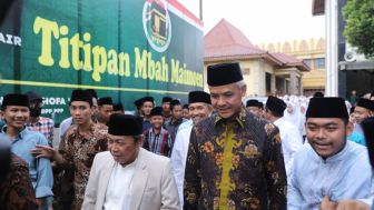 KH Musthofa Aqil Siroj Doakan Ganjar Jadi Pemimpin Masa Depan, Punya Trah Kyai