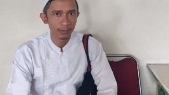 Tanggalkan Pakaian Nyentrik, Foto Aming Berbaju Muslim Disambut Penuh Doa dan Dukungan, Benarkah Aming akan Hijrah ?