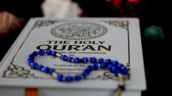 CEK Al Quran : Tak Puasa Karena Sakit Saat Ramadhan Bayar Fidyah Atau Nyaur di Hari Lain?