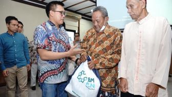PLN Beri Bantuan Al Quran Braille Untuk Pesantren Difabel Pertama di Semarang