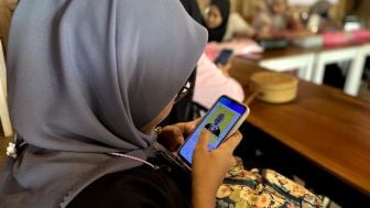 Srikandi Ganjar Gelar Pelatihan Desain Grafis via Smartphone