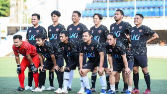 Carlos Fortes Gabung Jurnalis FC Lawan Pemain PSIS di Perang Bintang Makjegagik Sport