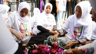 Santri Dukung Ganjar (SDG) Jawa Tengah Dukung Pengembangan Ekonomi Emak-Emak Melalui Kreasi Hantaran Pernikahan