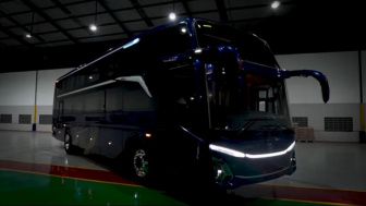 Futuristik Parah! Tampang Hitam Misterius Jetbus 5 Adi Putro Meluncur usai Viral Ditutup Kertas Kado