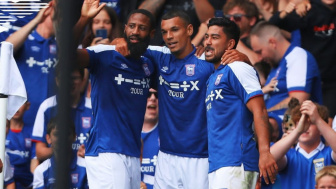 Ipswich Town Kokoh di Puncak Klasemen Divisi Championship, Menang 2-0 Tekuk Stoke City