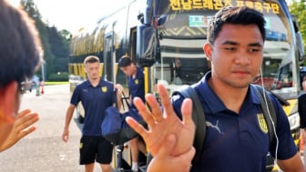 Kinesio Tape Paha Kanan Asnawi Mangkualam Pengaruhi Hasil Jeonnam Dragons Tercecer di Perburuan Tiket Play Off