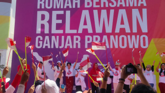 Perempuan Pilih Capres Ganjar Pranowo, Relawan Pijar Gelar Flash Mob 'Mari Menangkan Ganjar'