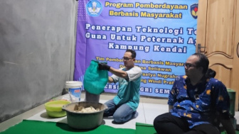 Tim Pengabdi Universitas PGRI Semarang Ubah Ampas Tahu dan Limbah Ikan Jadi Pakan Ayam Fermentasi Bergizi Tinggi