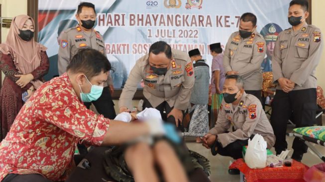 Rayakan Hari Bhayangkara Ke 76 Polres Demak Gelar Khitanan Massal di Bulan Juni 2022