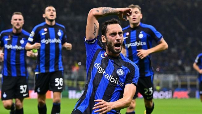 Hasil Pertandingan Liga Champions Tadi Malam, Bayern, Inter Milan, Napoli, Marseille Liverpool Menang