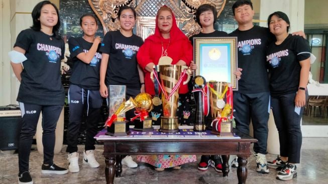 Pusaka FC Raih Penghargaan LEPRID, Prestasi Gondol Tiga Gelar di Women LFP 2021