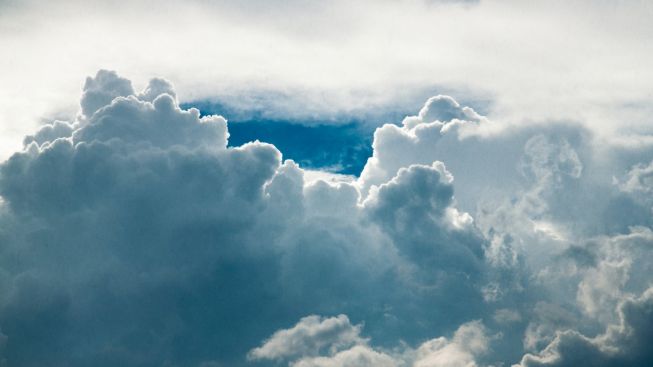 Berawan Seharian, Hujan Malamnya, Prakiraan Cuaca Semarang Hari ini Kamis, 17 November 2022