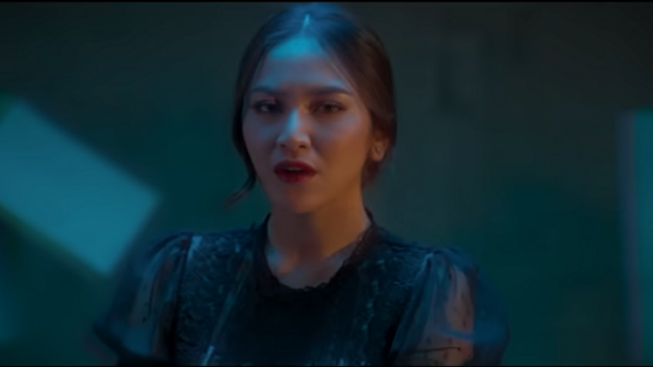 Lirik Lagu Bohongi Hati - Mahalini Merupakan Single Terbaru Yang Sedang Hits dan Trending YouTube