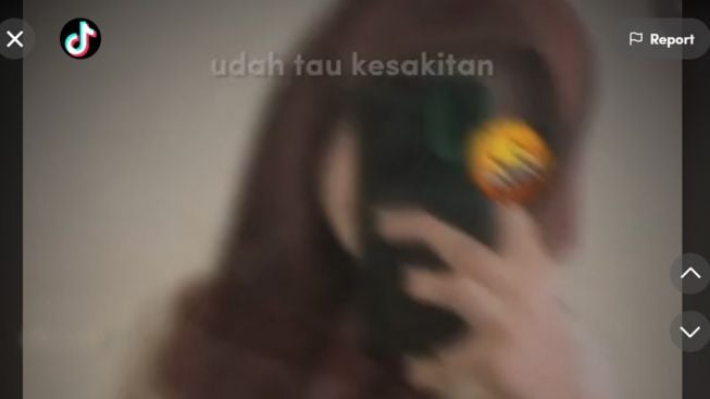 VIRAL! Link Video Cewek SMP Kesakitan Digituin Tersebar di TikTok, Netizen Mulai Penasaran