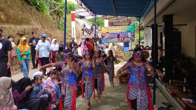 Relawan GMC Jateng Resmikan Kampung Ganjar Pranowo dan Sosialisasi Cegah Stunting