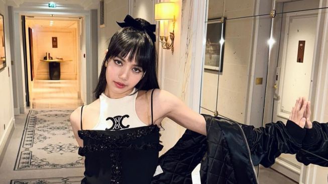 Storygram Lisa BLACKPINK di Indonesia Viral di TikTok, Ternyata Isinya Begini