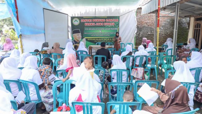 Santri Dukung Ganjar Jateng Gelar Penyuluhan Gizi Cegah Stunting untuk Anak di Demak