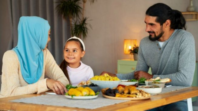 Pentingnya Sahur di Bulan Puasa Ramadhan dan Manfaatnya yang Perlu Kamu Ketahui