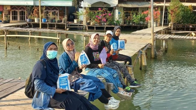 Desa Pesisir paling Terisolir Dekat Tol Semarang-Demak Ini Gunakan Pembalut Kain yang Ramah Lingkungan