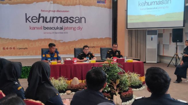 Lebih Luwes dan Informatif Staf Humas Bea Cukai Jateng DIY Dibekali Ilmu Kehumasan